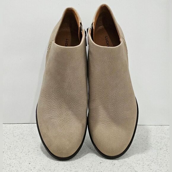 Lucky Brand booties, NWOT. Done in a taupe color. Size 8.5 - Picture 2 of 7
